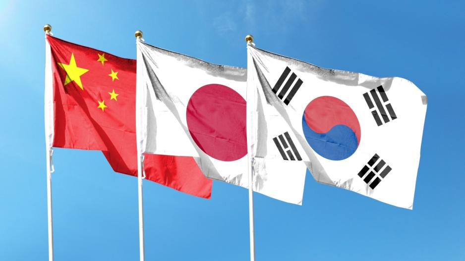 Flags_China_Japn_South_Korea